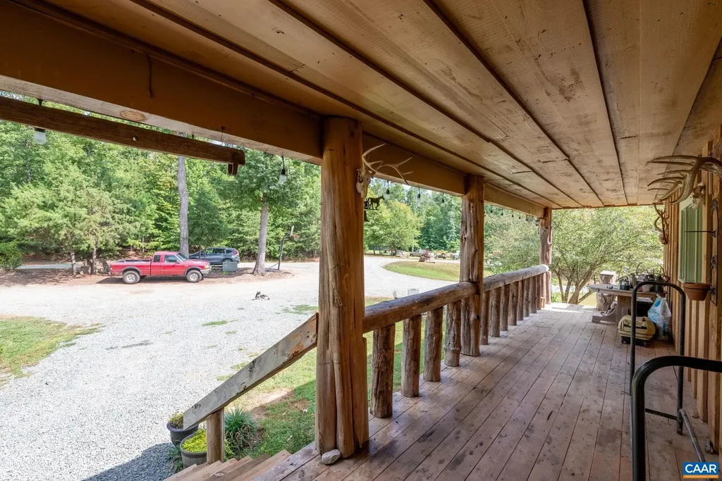 4995 Moriah Way Keswick VA 22947