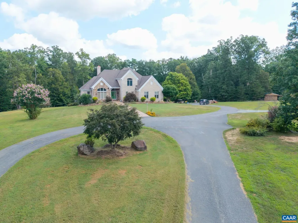 4995 Moriah Way Keswick VA 22947