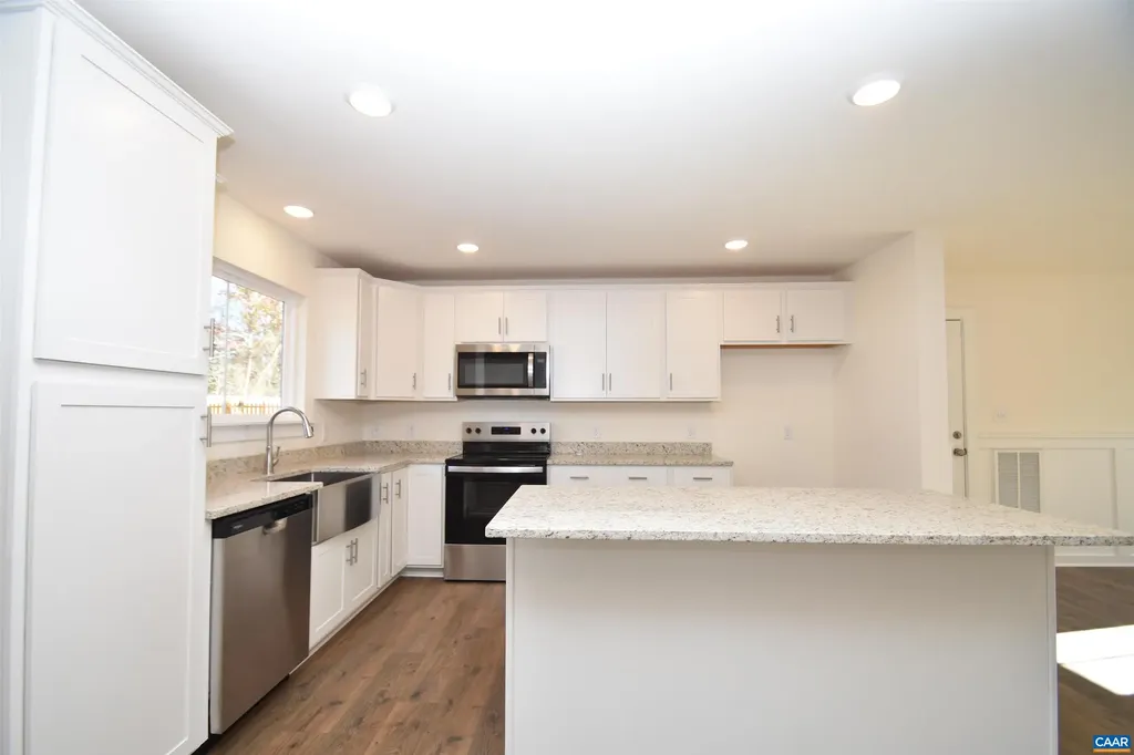 927 Jefferson Drive Palmyra VA 22963