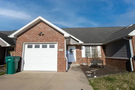 206 Tara Dawn Circle Broadway VA 22815