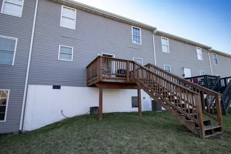 206 Tara Dawn Circle Broadway VA 22815