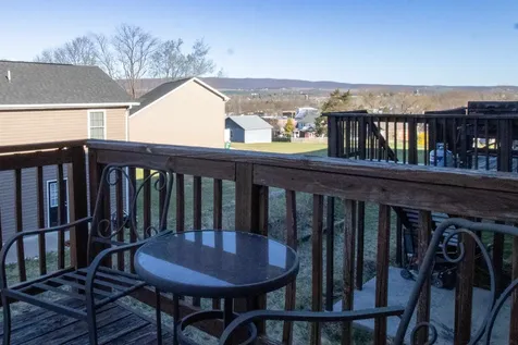 206 Tara Dawn Circle Broadway VA 22815