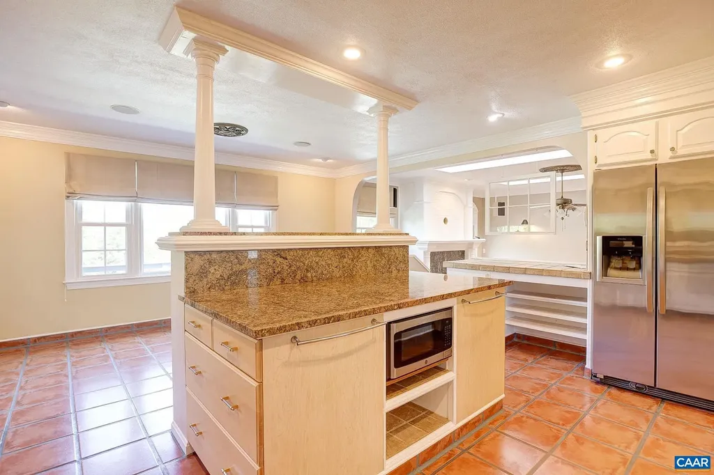 843 Campbell Road Keswick VA 22947