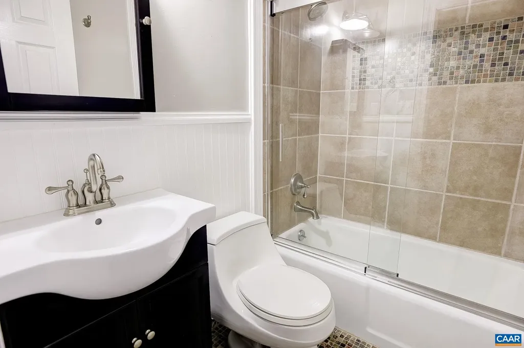 843 Campbell Road Keswick VA 22947