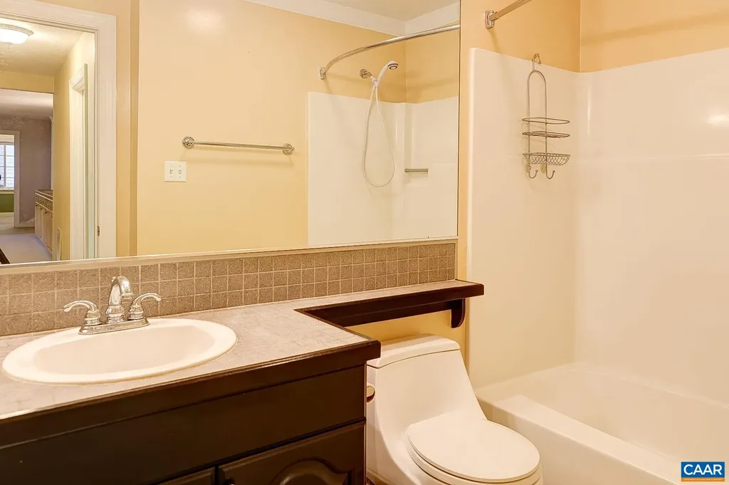 843 Campbell Road Keswick VA 22947