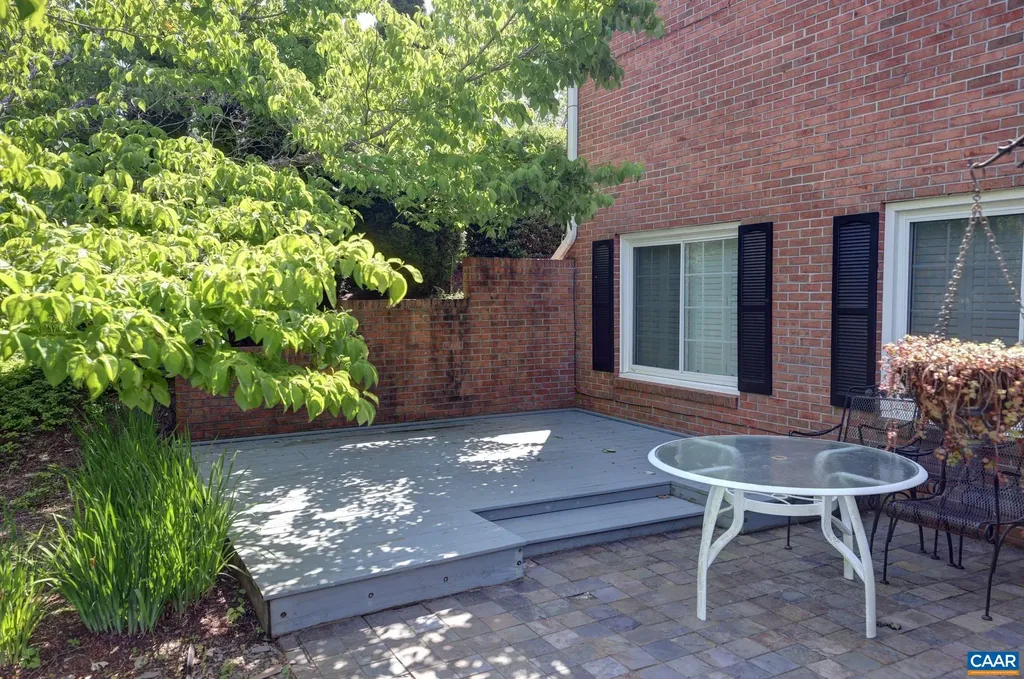 843 Campbell Road Keswick VA 22947