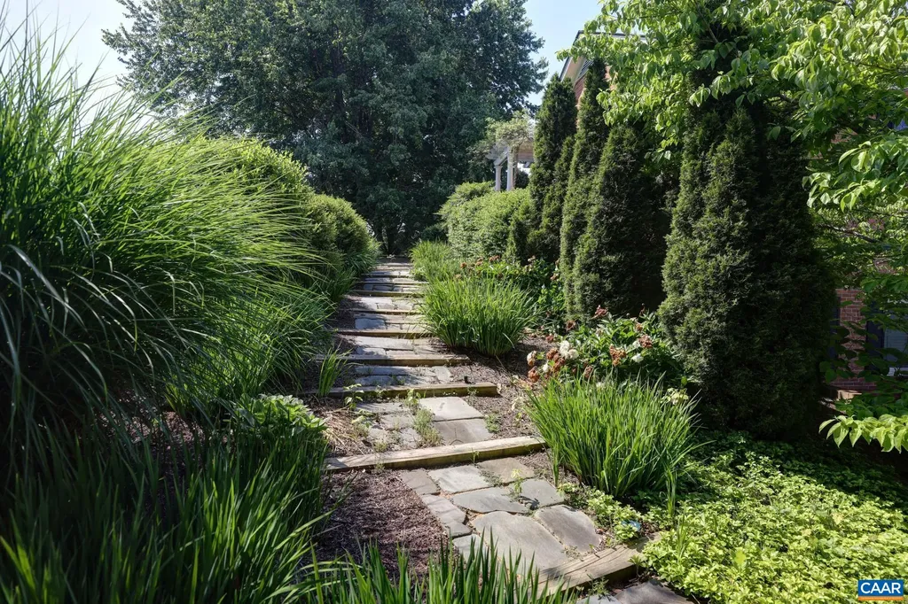 843 Campbell Road Keswick VA 22947