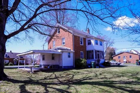 1637 Mulberry Street Waynesboro VA 22980
