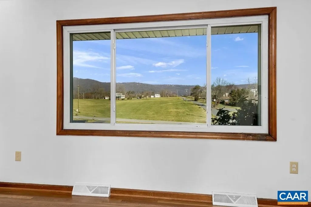 492 Avon Road Afton VA 22920