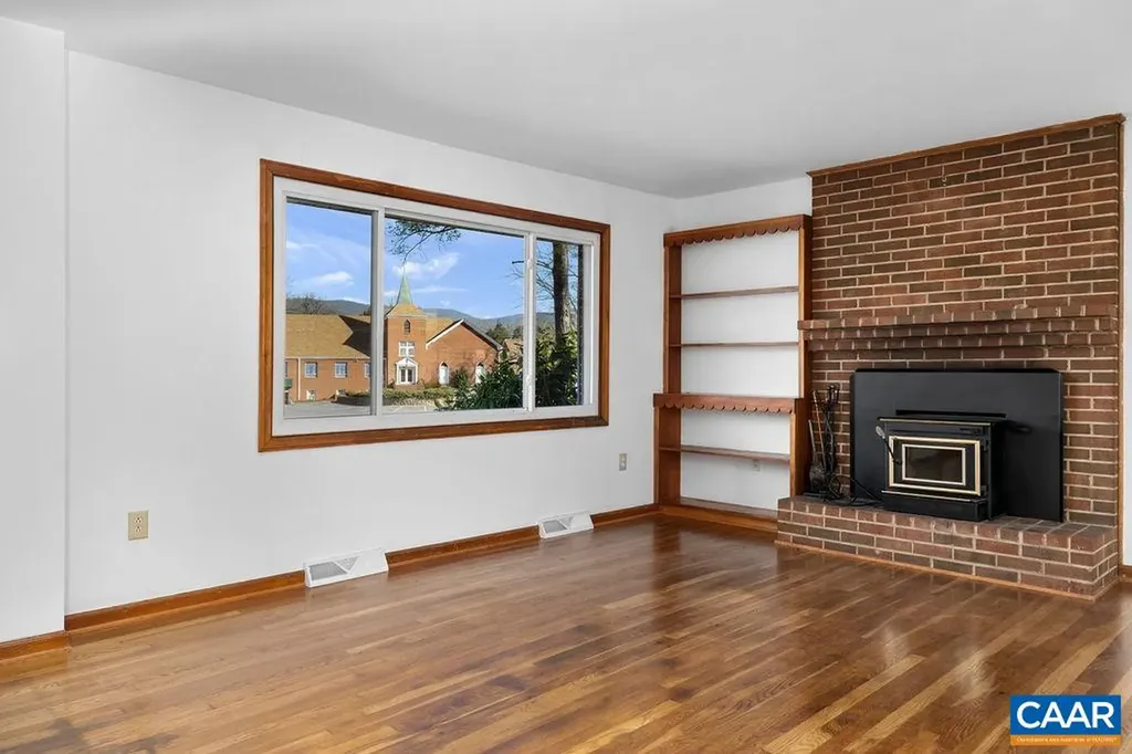 492 Avon Road Afton VA 22920