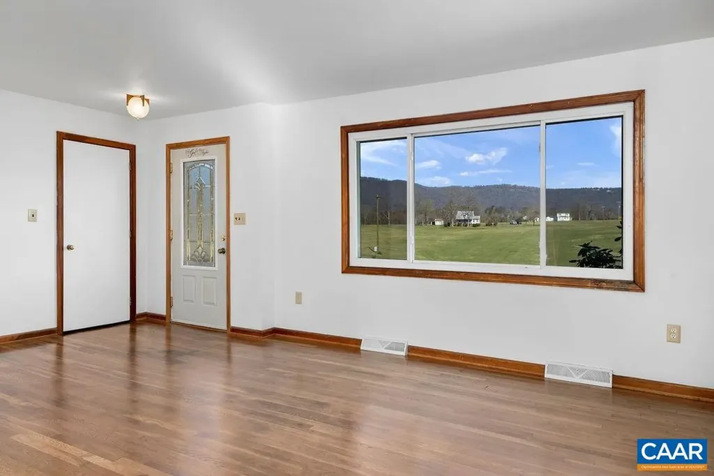 492 Avon Road Afton VA 22920