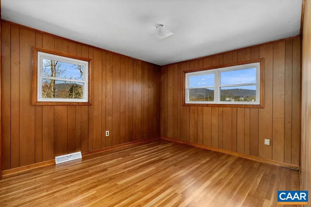 492 Avon Road Afton VA 22920