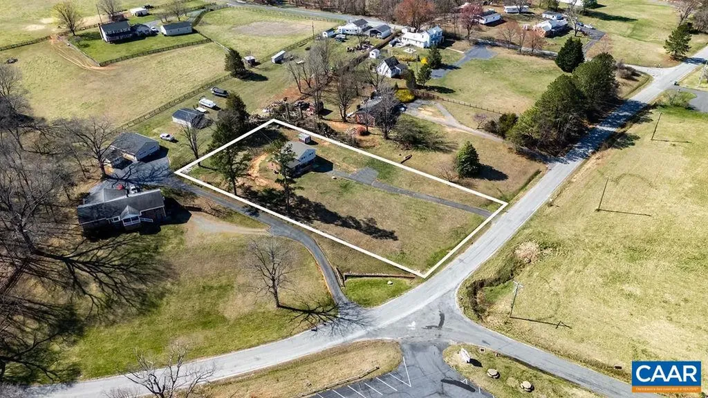 492 Avon Road Afton VA 22920