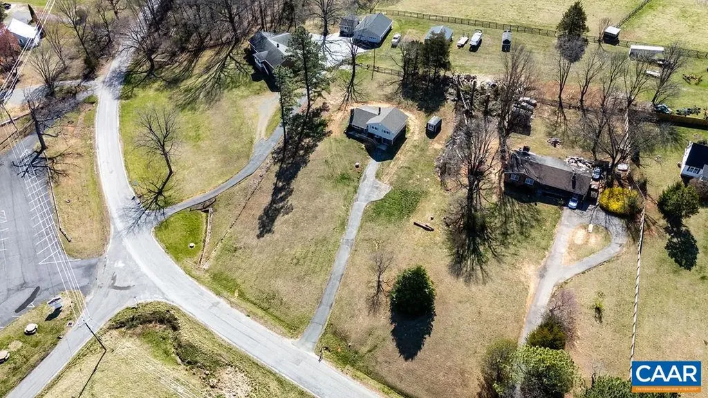 492 Avon Road Afton VA 22920