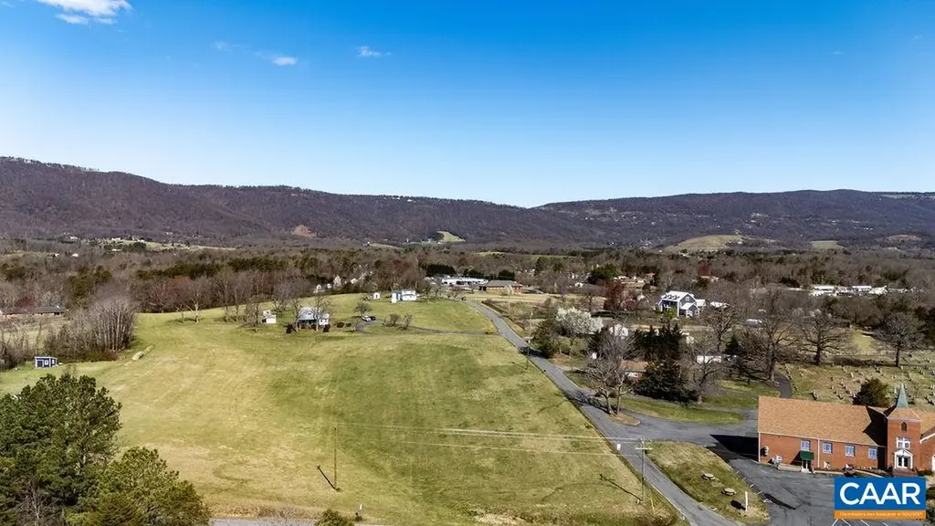 492 Avon Road Afton VA 22920