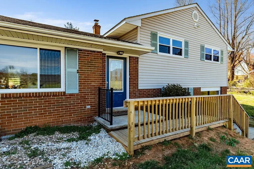 492 Avon Road Afton VA 22920