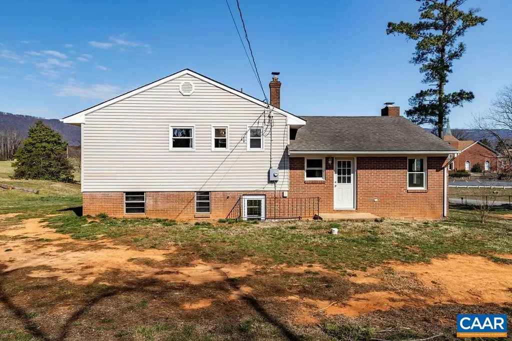 492 Avon Road Afton VA 22920