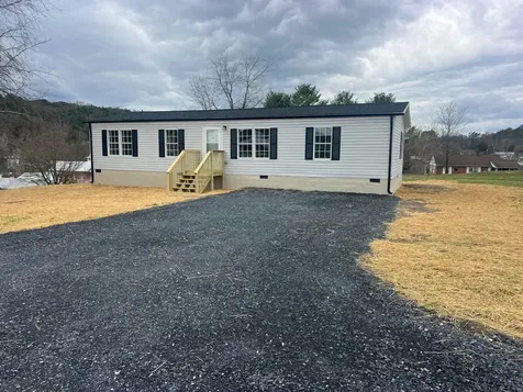 34 Johnson Street Craigsville VA 24430