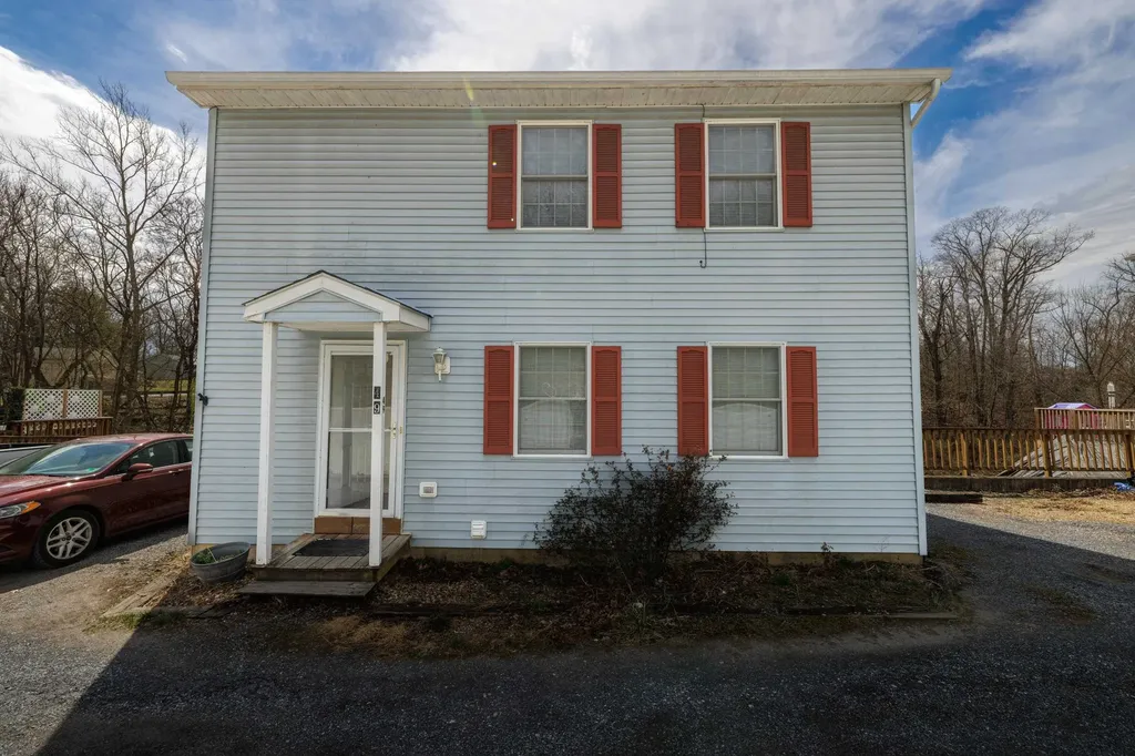 49 White Oak Drive Verona VA 24482