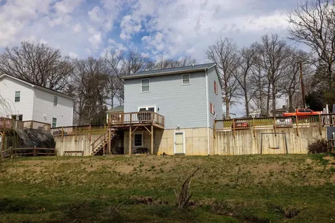 49 White Oak Drive Verona VA 24482