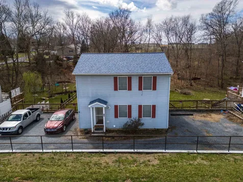 49 White Oak Drive Verona VA 24482