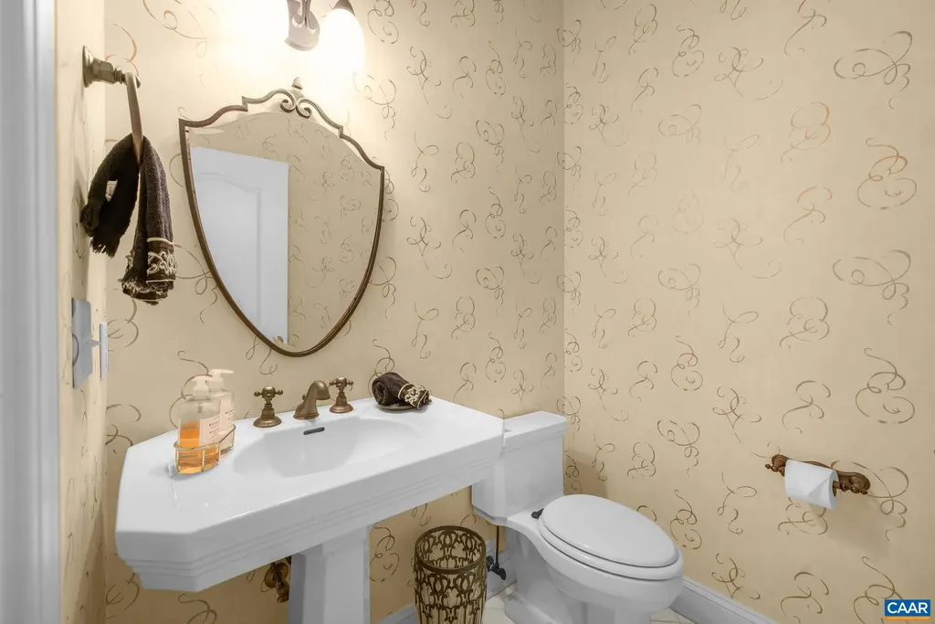 3160 Rocks Farm Court Charlottesville VA 22903