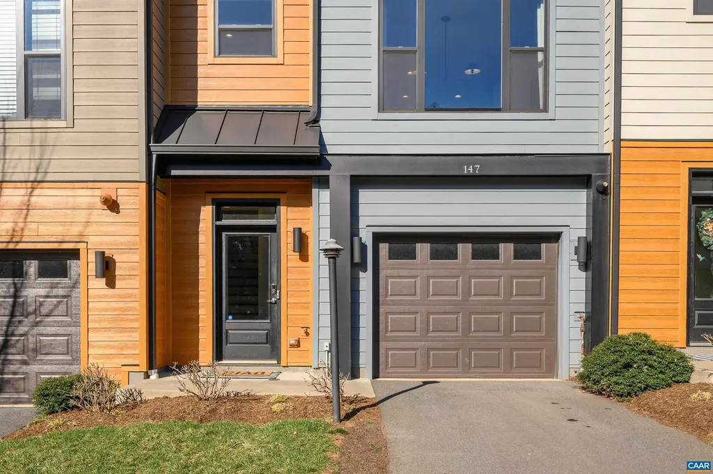 147 Junction Lane Charlottesville VA 22902
