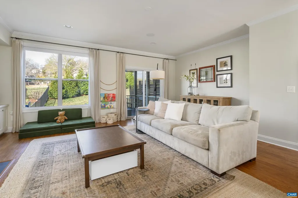 147 Junction Lane Charlottesville VA 22902