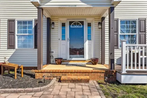 14 Boyington Boulevard Waynesboro VA 22980