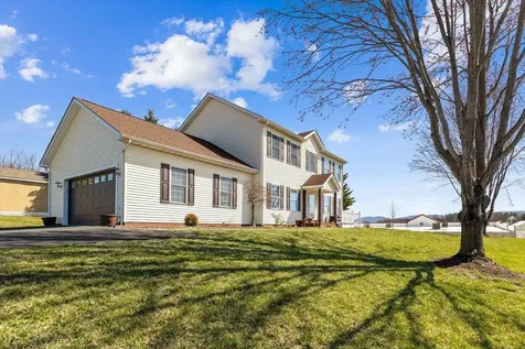 14 Boyington Boulevard Waynesboro VA 22980