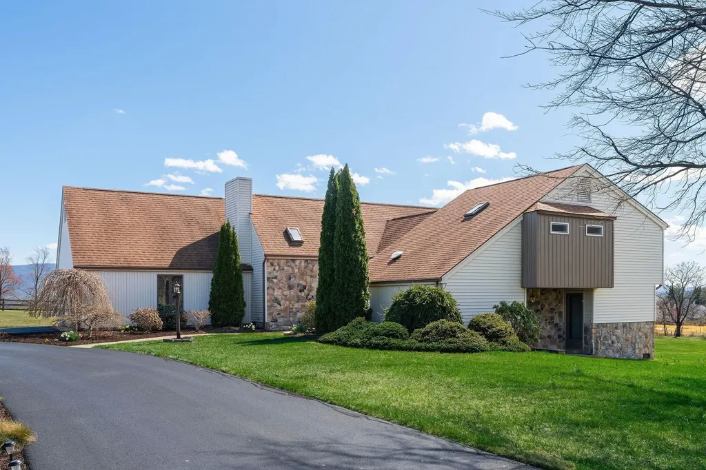 269 Foxfield Drive Staunton VA 24401
