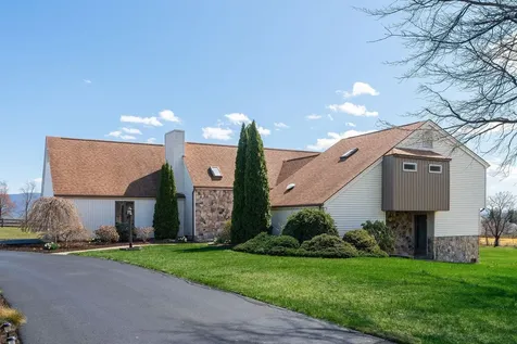 269 Foxfield Drive Staunton VA 24401