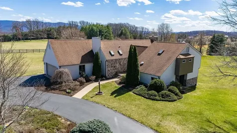 269 Foxfield Drive Staunton VA 24401