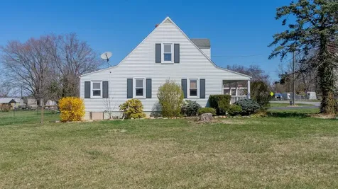 4544 East Side Highway Grottoes VA 24441