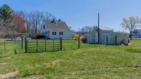 4544 East Side Highway Grottoes VA 24441