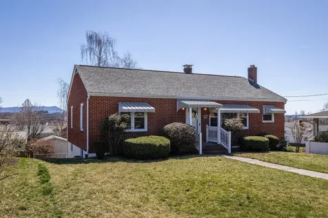 530 Hartman Drive Harrisonburg VA 22802