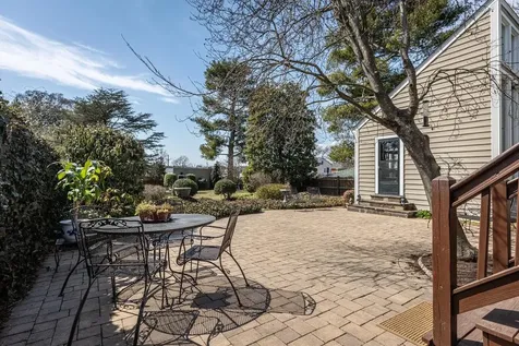 25 Maplehurst Avenue Harrisonburg VA 22801