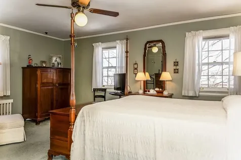 25 Maplehurst Avenue Harrisonburg VA 22801
