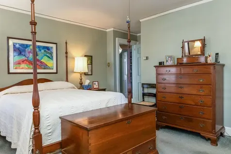 25 Maplehurst Avenue Harrisonburg VA 22801