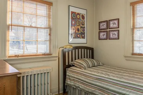 25 Maplehurst Avenue Harrisonburg VA 22801