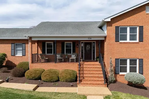 104 Amber Lane Bridgewater VA 22812