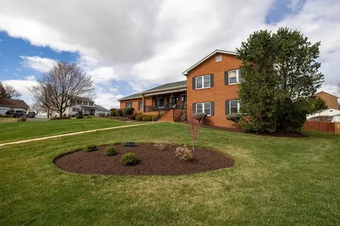 104 Amber Lane Bridgewater VA 22812