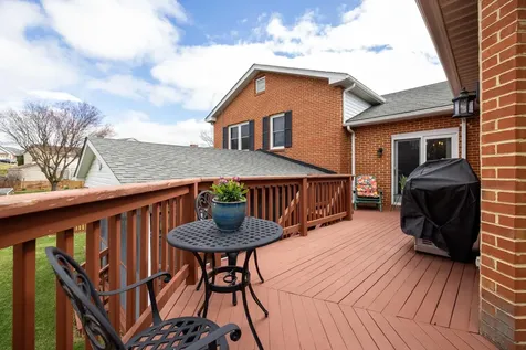 104 Amber Lane Bridgewater VA 22812