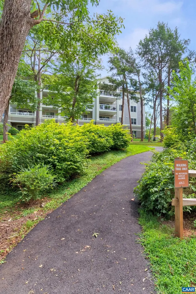 1425 Trailside Court Charlottesville VA 22911