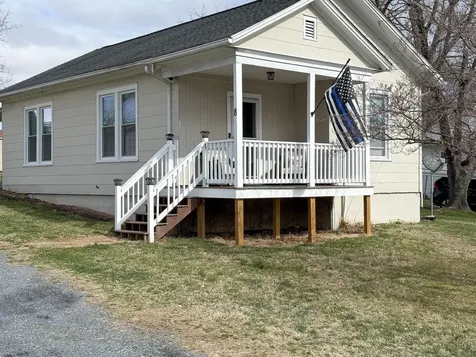 8 Lee Street Verona VA 24482