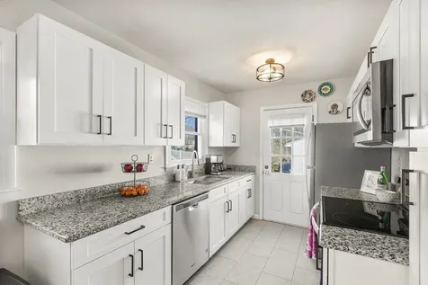 205 Overbrook Street Staunton VA 24401