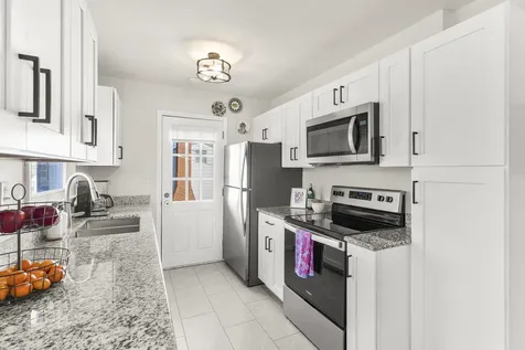 205 Overbrook Street Staunton VA 24401