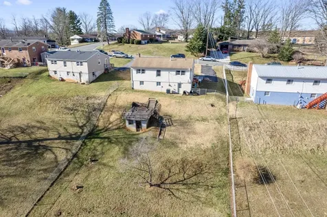 205 Overbrook Street Staunton VA 24401
