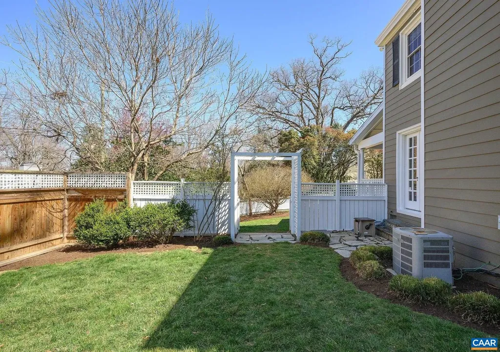 1810 Edgewood Lane Charlottesville VA 22903