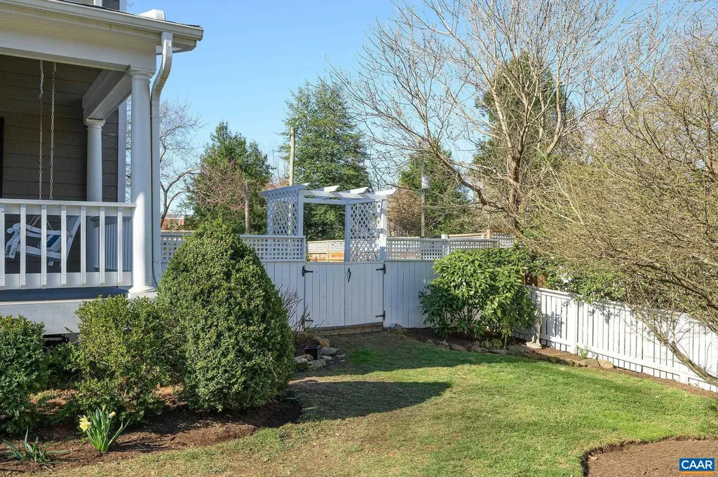 1810 Edgewood Lane Charlottesville VA 22903